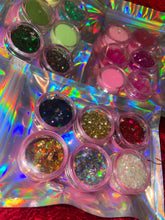 Load image into Gallery viewer, Glitter Sets Vanitè Cosmetics
